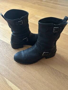 Cole Haan Hemlock Black Leather Harness Engineer Buckle Mid-Calf Boots, Sz 8.5